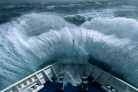 how rough is drake passage